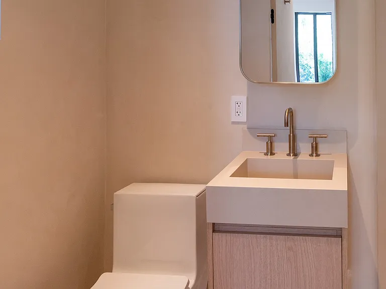 4430 Royal Palm Ave — Photo 42