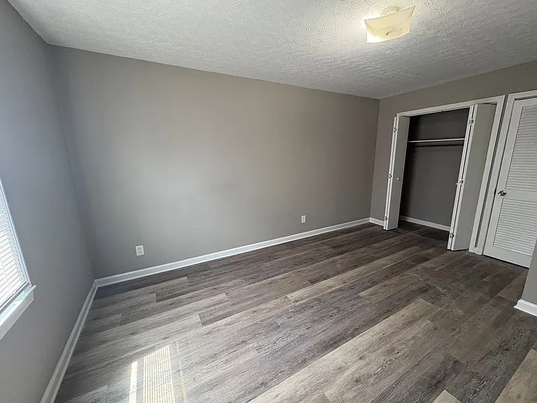 2042 Rock Creek Rd — Photo 6
