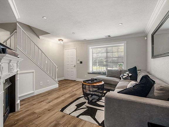 4th image of 536 Giuffrida Ave #C