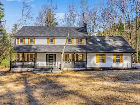 32 Rebels Lair, Hendersonville, NC 28739