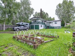 1544 Nichols St, Anchorage, AK 99508