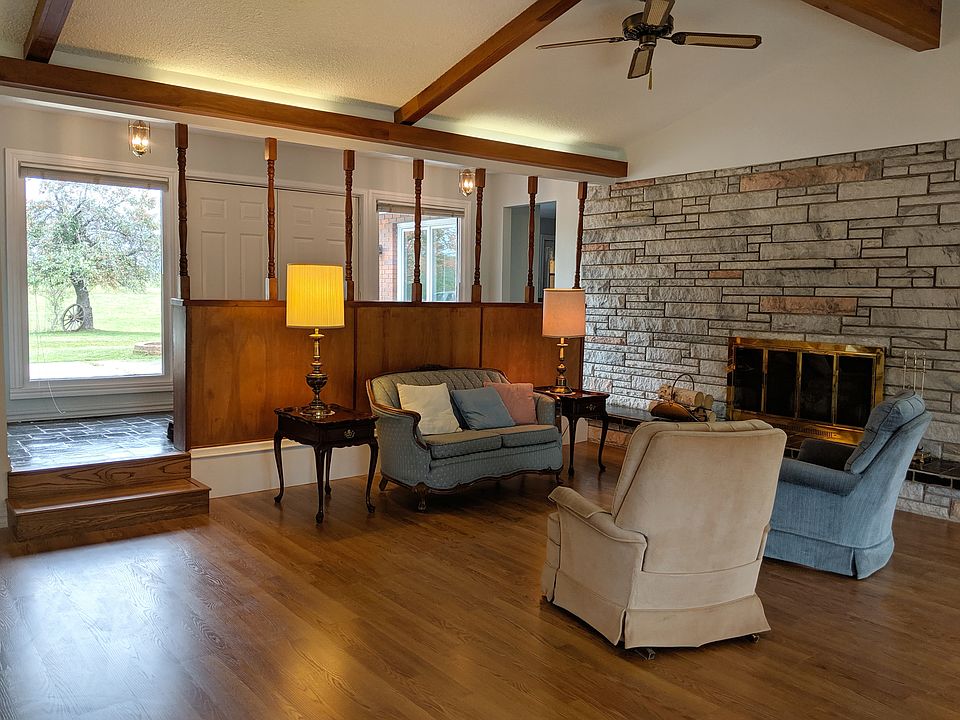 Main level great room