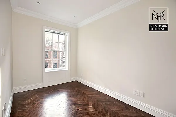 Rented by New York Residence | media 46