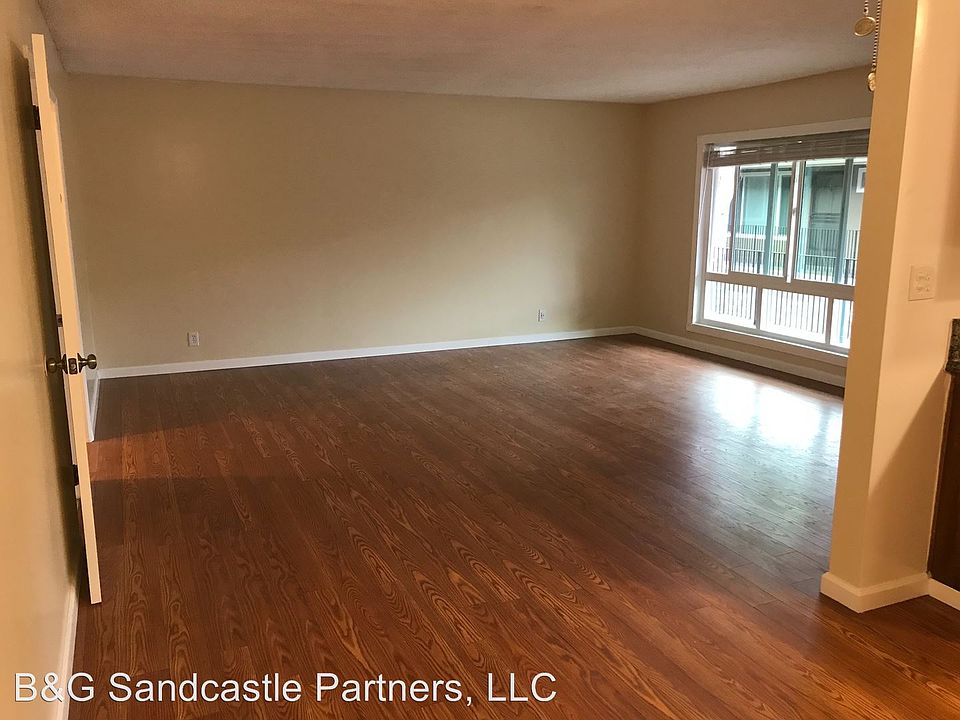 1st image of 2420 E 5th St APT 8