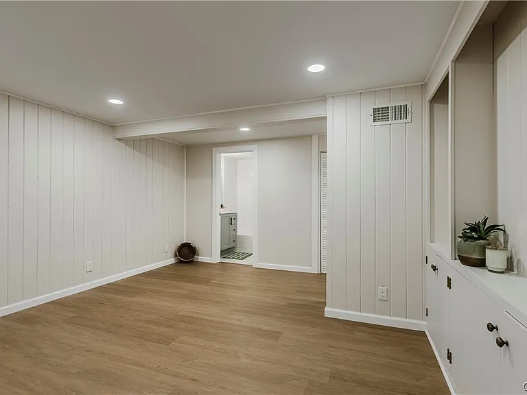 63 Higby Rd — Photo 37