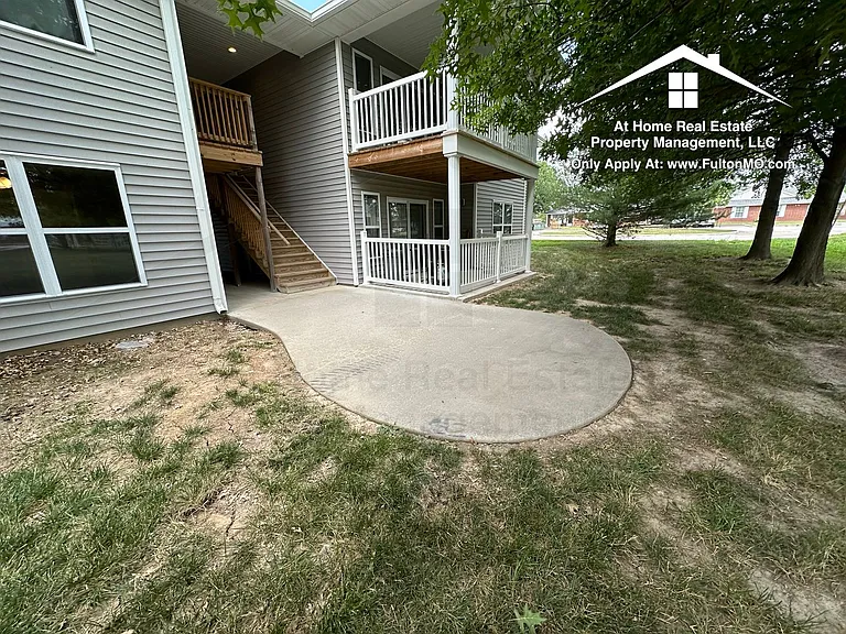 2620 N Bluff St #102 — Photo 28