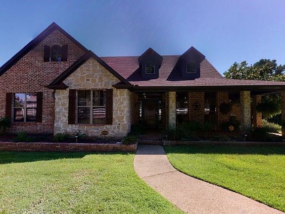 2nd image of 10900 Skyline Dr