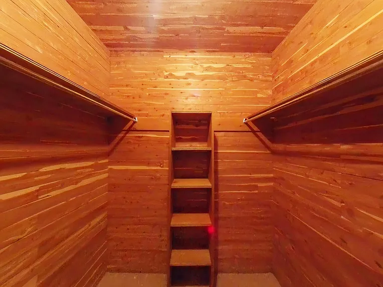 7618 Meadowhaven Dr — Photo 20