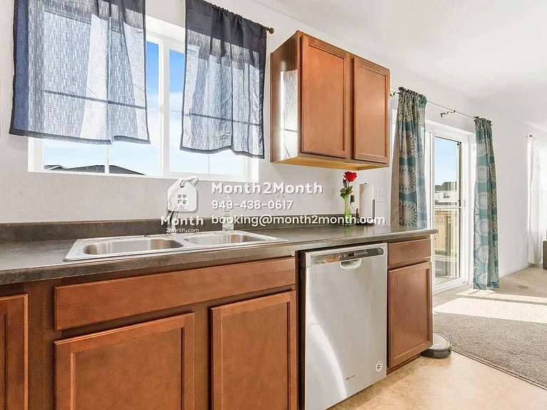 5947 N Orleans St — Photo 7