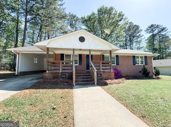 320 Fawnbrook Cir, Griffin, GA 30223