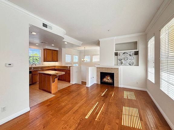 3rd image of 2917 Villas Way