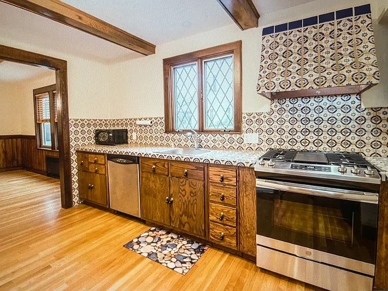 107 Lexington St #107 — Photo 9