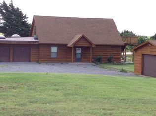26515 Cedar Dr, Calumet, OK 73014