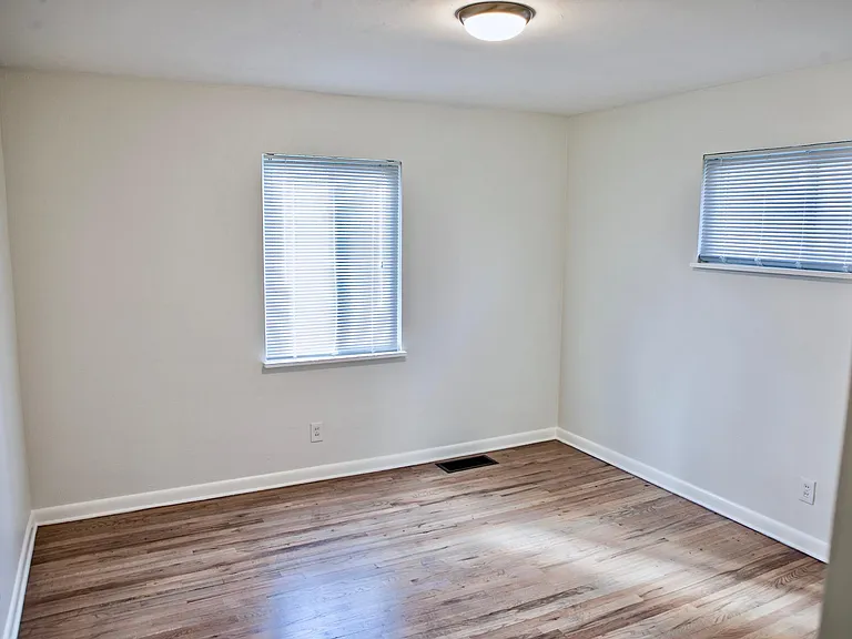 2544 Lamar St — Photo 5