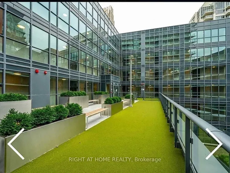 38 Iannuzzi St #511 — Photo 24