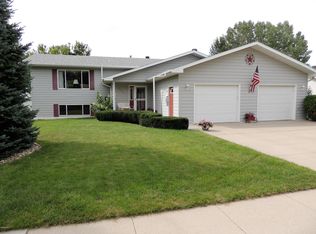 2114 Ash Ave NE, Watertown, SD 57201