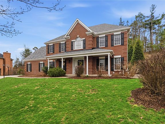 2nd image of 345 Ivy Dr