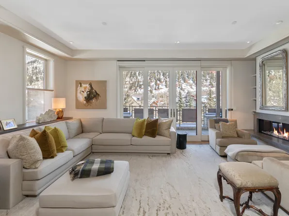 398 S Davis St #W-301, Telluride, CO 81435