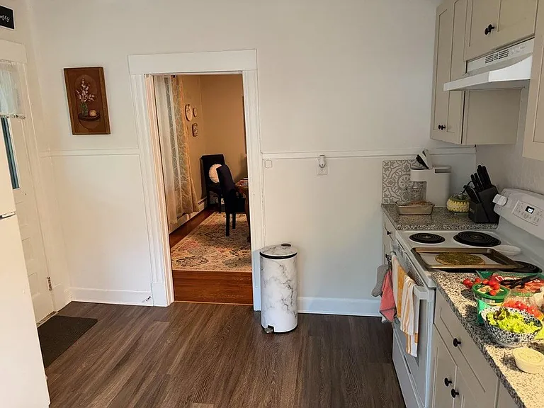 4 Pleasant St #2 — Photo 3
