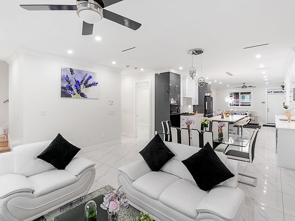 5th image of 8464 15th Ave #2