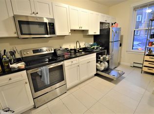 35 Brookline St APT 3, Cambridge, MA 02139