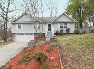 2703 Autumn Chase Dr, Chattanooga, TN 37421
