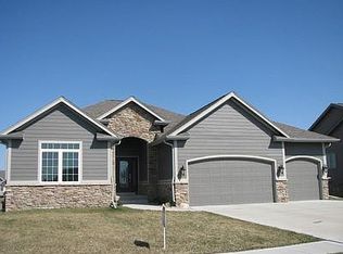 1901 NW Sunset Ln, Grimes, IA 50111