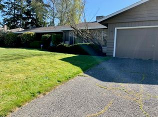 3810 81st Ave SE, Mercer Island, WA 98040