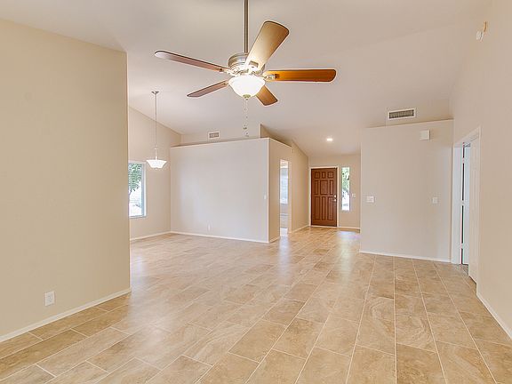 4th image of 19420 N Westbrook Pkwy Unit 515