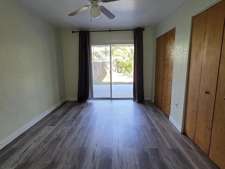 462 Hernando St #B — Photo 9