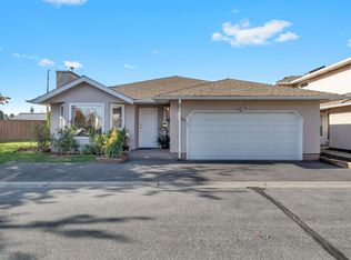 15501 89a Ave #107, Surrey, BC V3R0Z5