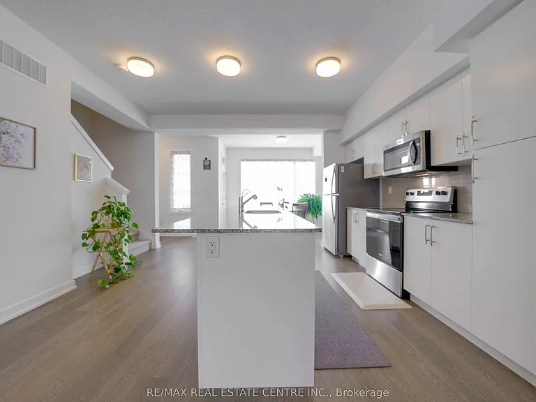 350 River Rd #23 — Photo 11