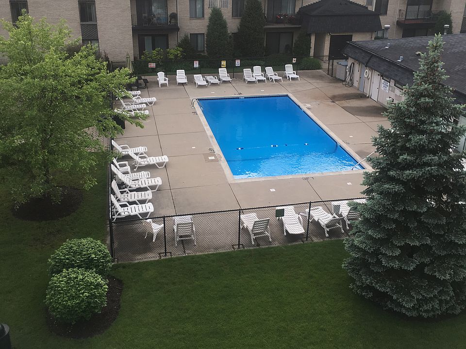 1st image of 10723 5th Avenue Cut Off APT 404