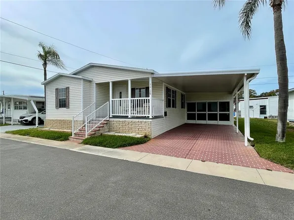 34128 Oak Dr N, Pinellas Park, FL 33781