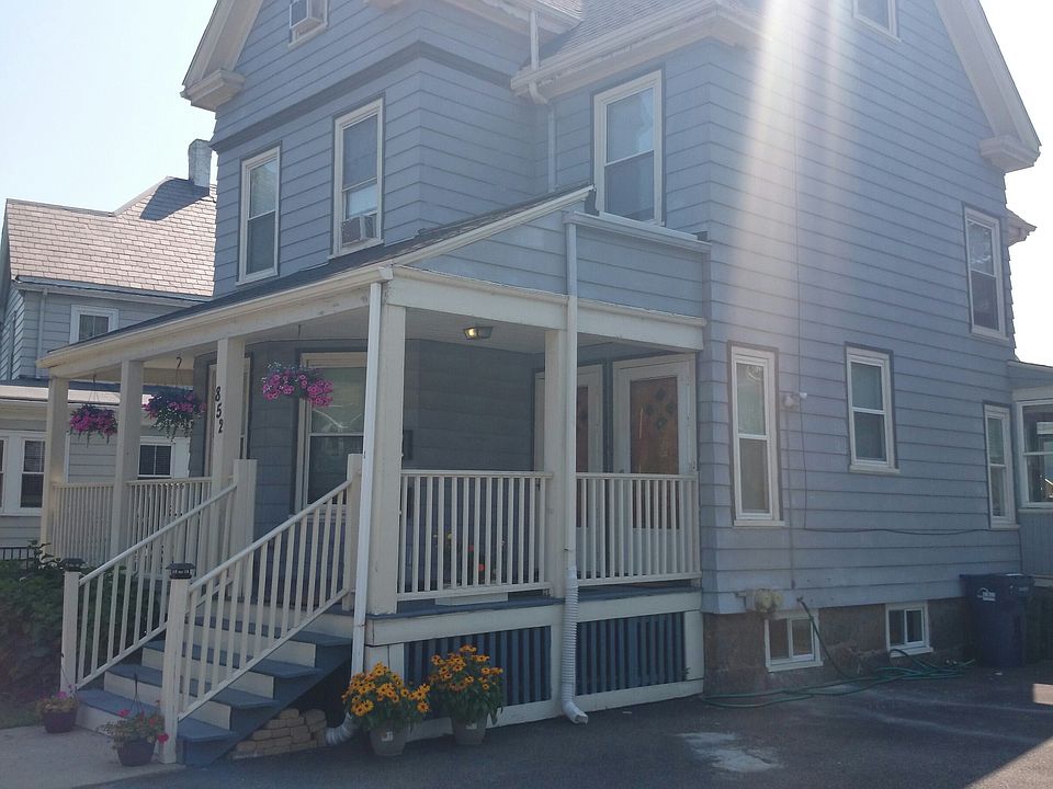 2nd image of 852 Adams St
