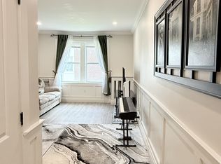 277 Curry Ave UNIT 3, Windsor, ON N9B 2B4