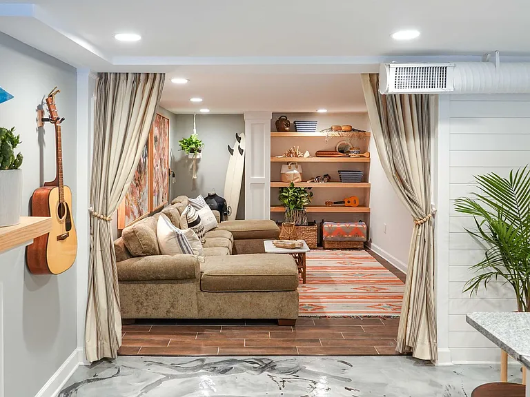 31 Swanson Ct — Photo 9