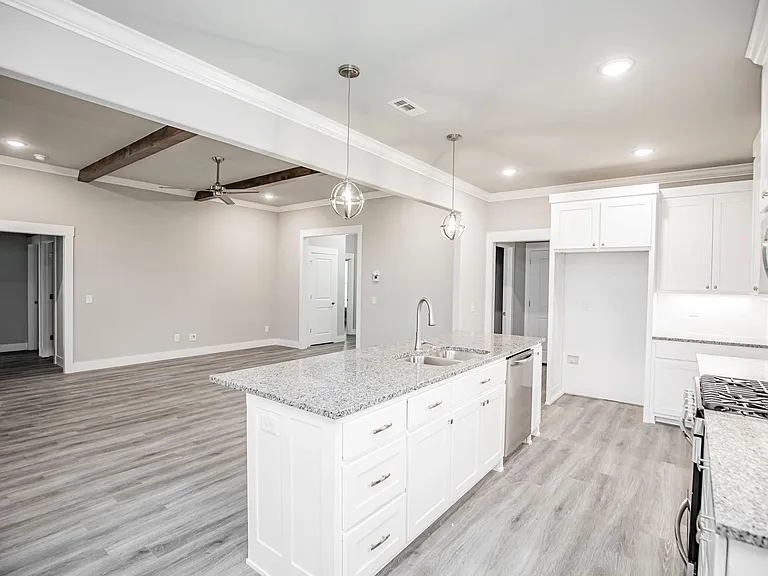1824 Seay Cir — Photo 9