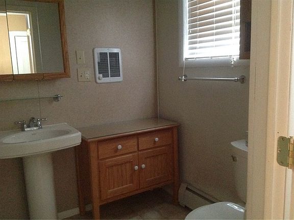5th image of 460 NE 1st St