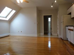 26 Deering St APT 7, Portland, ME 04101