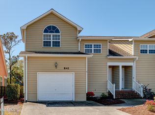 841 Sloop Pointe Ln, Kure Beach, NC 28449