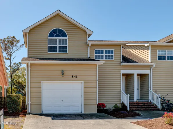 841 Sloop Pointe Lane, Kure Beach, NC 28449