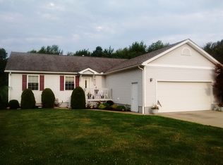 5375 Savannah Dr, Ashtabula, OH 44004