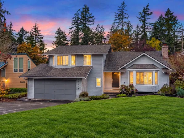 11915 80th Place NE, Kirkland, WA 98034