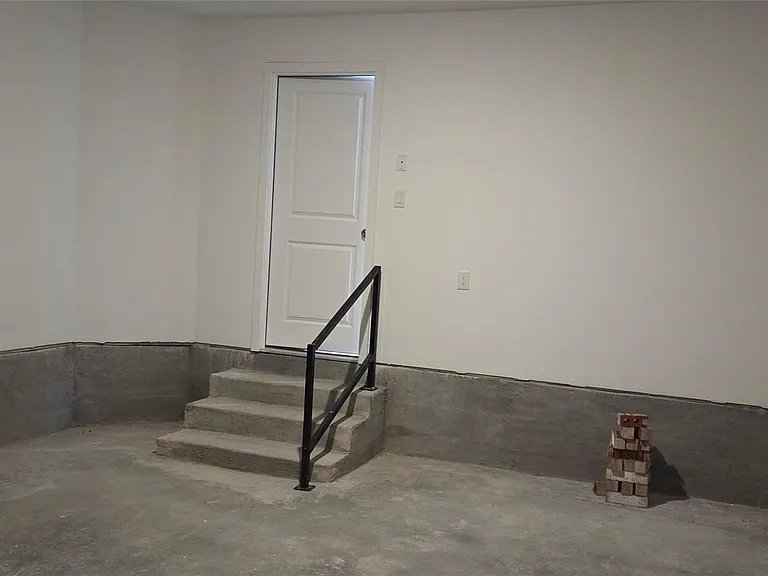 21323 Newberry Grove Ln — Photo 17