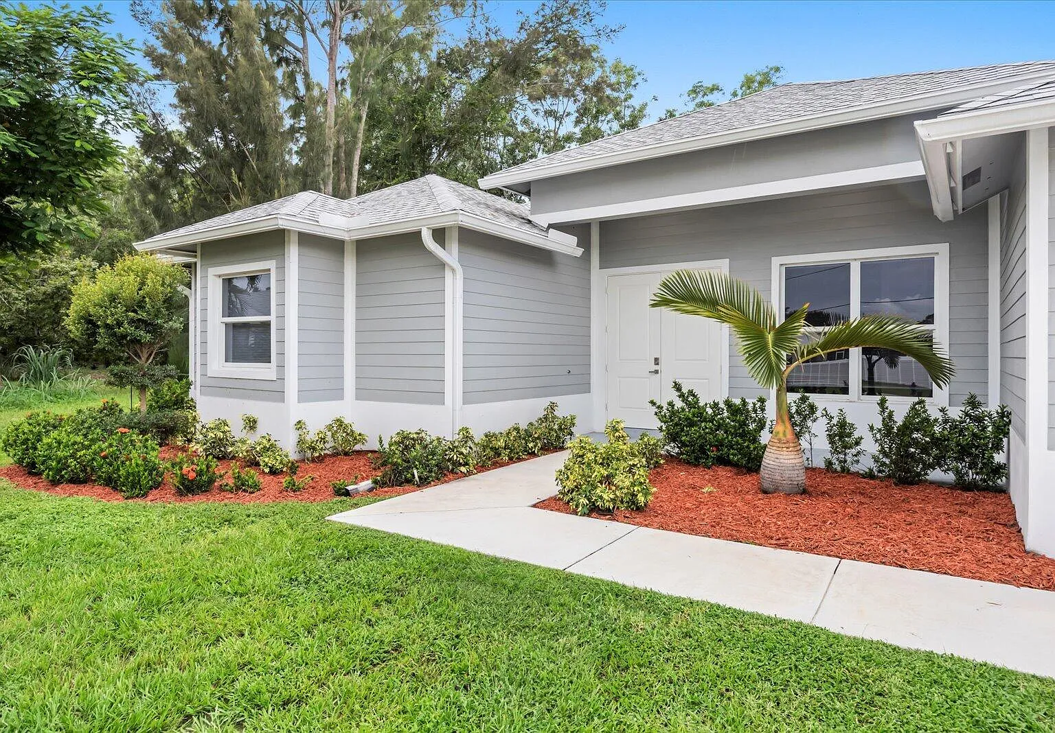 4 bed, 3.0 bath, 2236 sqft, $3,500 — Photo 4
