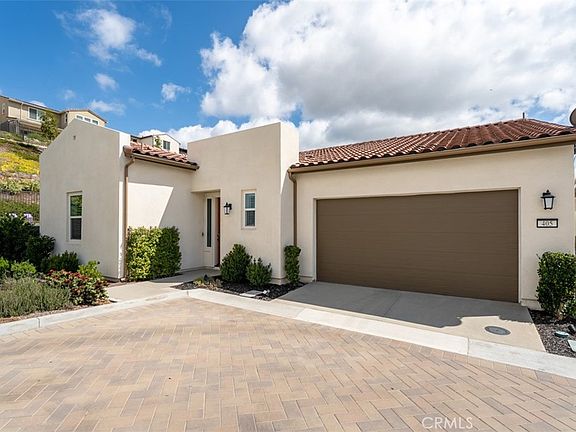 3rd image of 405 Sunrise Rd