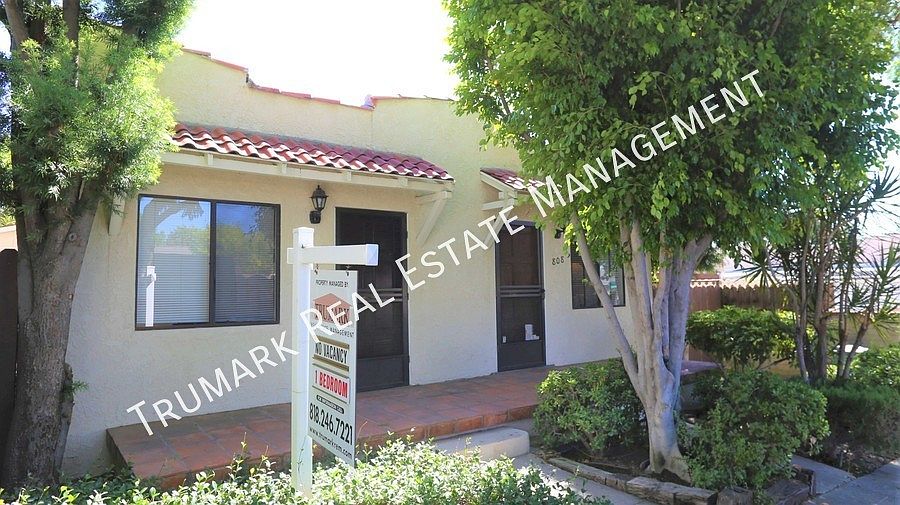 1st image of 810 E Santa Anita Ave