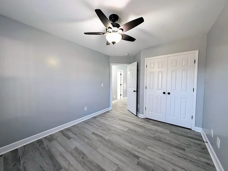 102 Cottage Ct — Photo 7