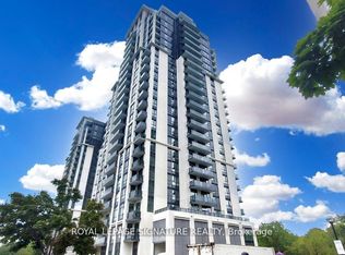 202 Burnhamthorpe Rd E #1407, Mississauga, ON L5A 3R8